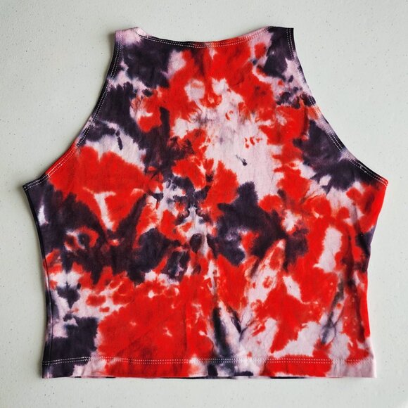 NWT Dulcina Tie Dye Crop Top Cotton Hand-Dyed Red Black Cropped Yoga Shirt - Picture 3 of 3